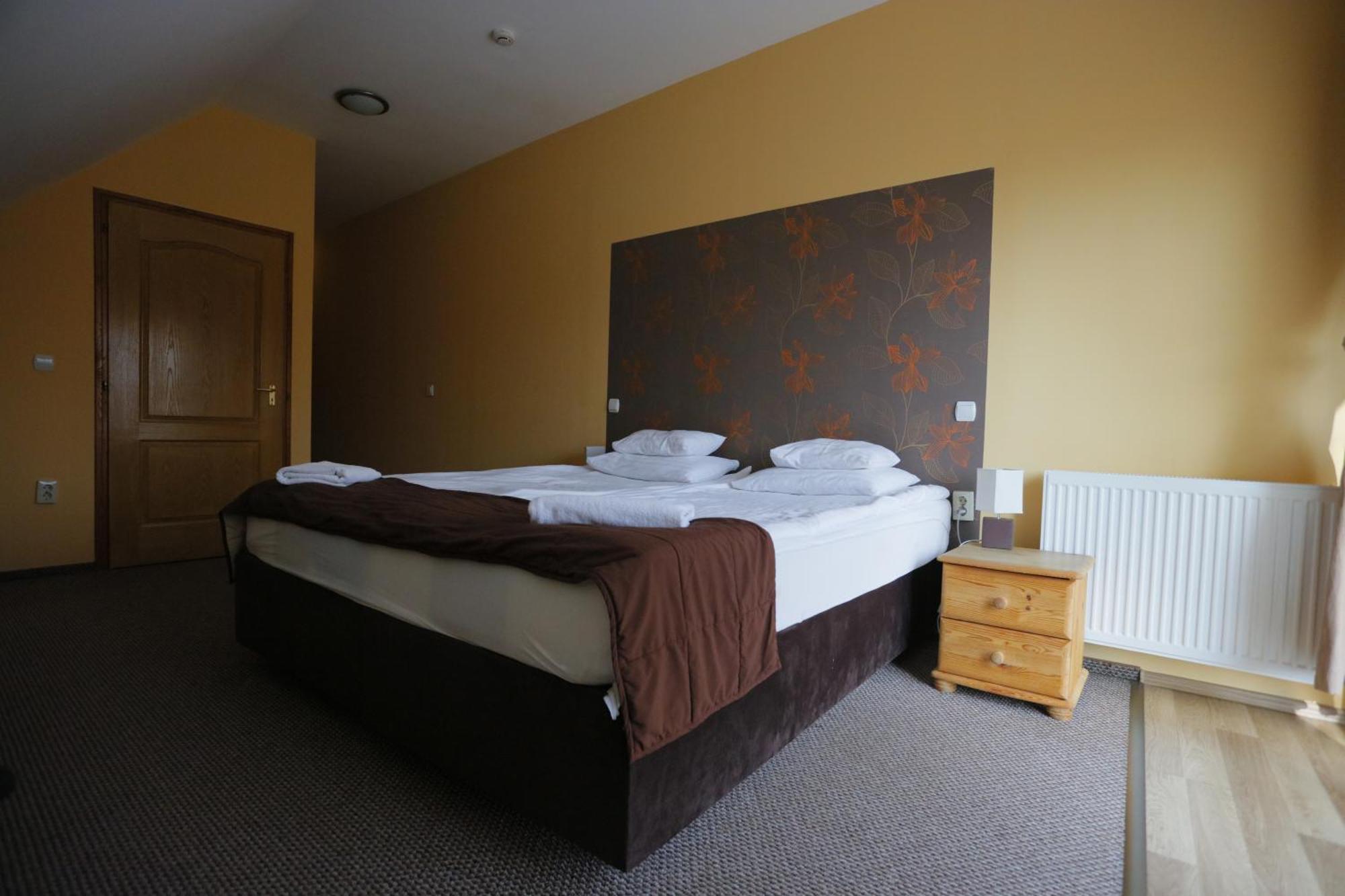Hotel Szent Istvan Eger Extérieur photo