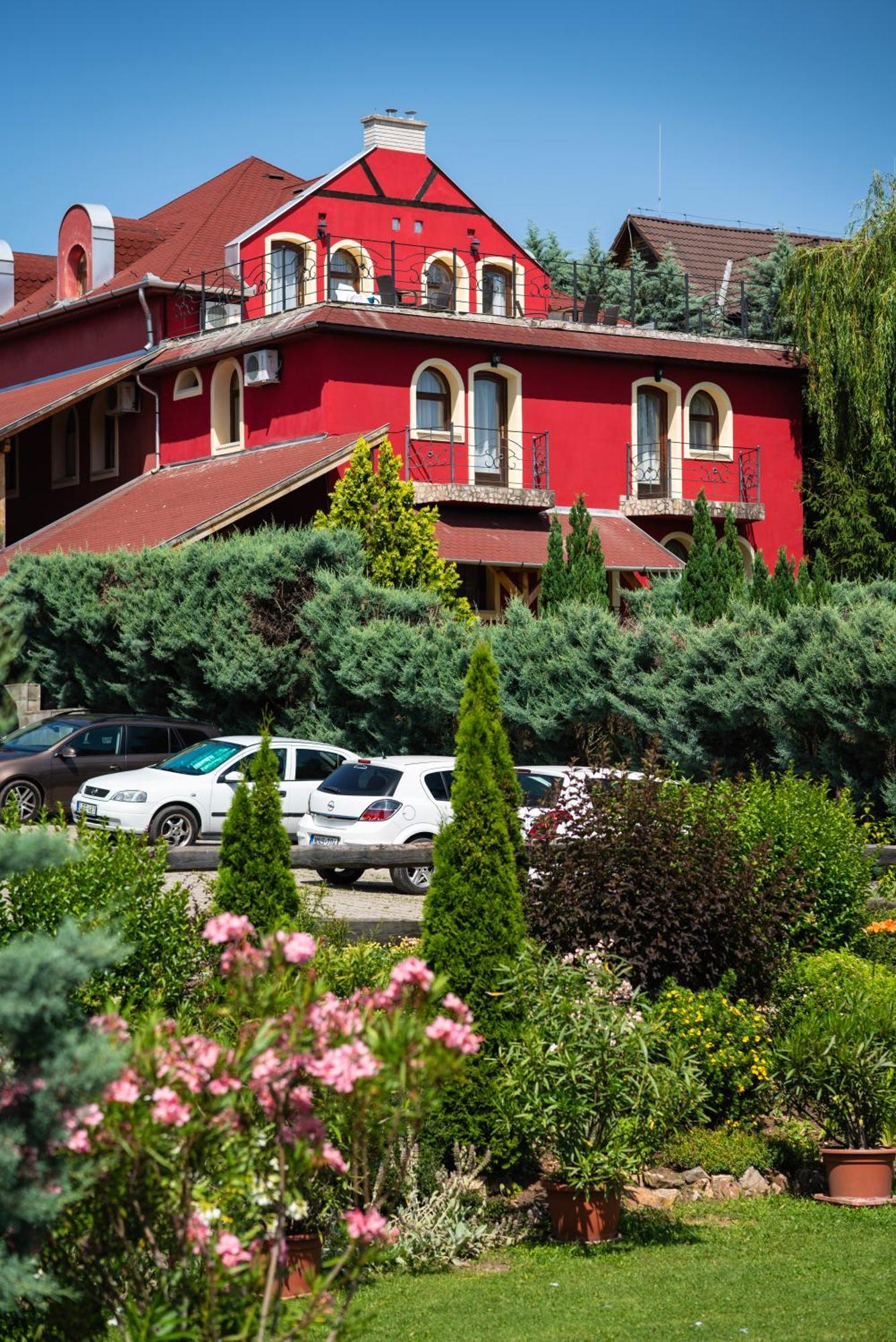 Hotel Szent Istvan Eger Extérieur photo